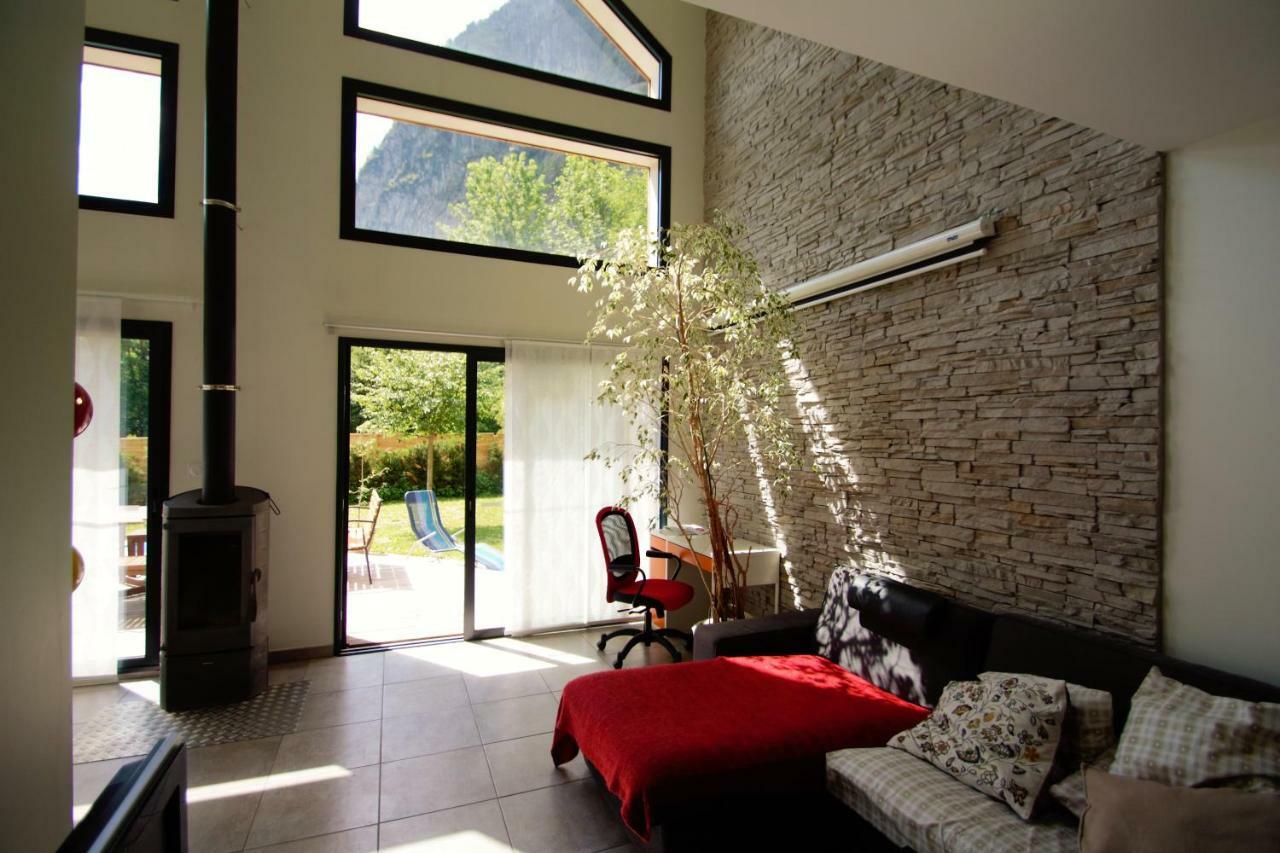 #Lemasdoisans Au Pied De L'Alpe D'Huez Via Bourg D'Oisans L'Etoile Des Glaciers Ле-Бур-д'Уазан Екстер'єр фото