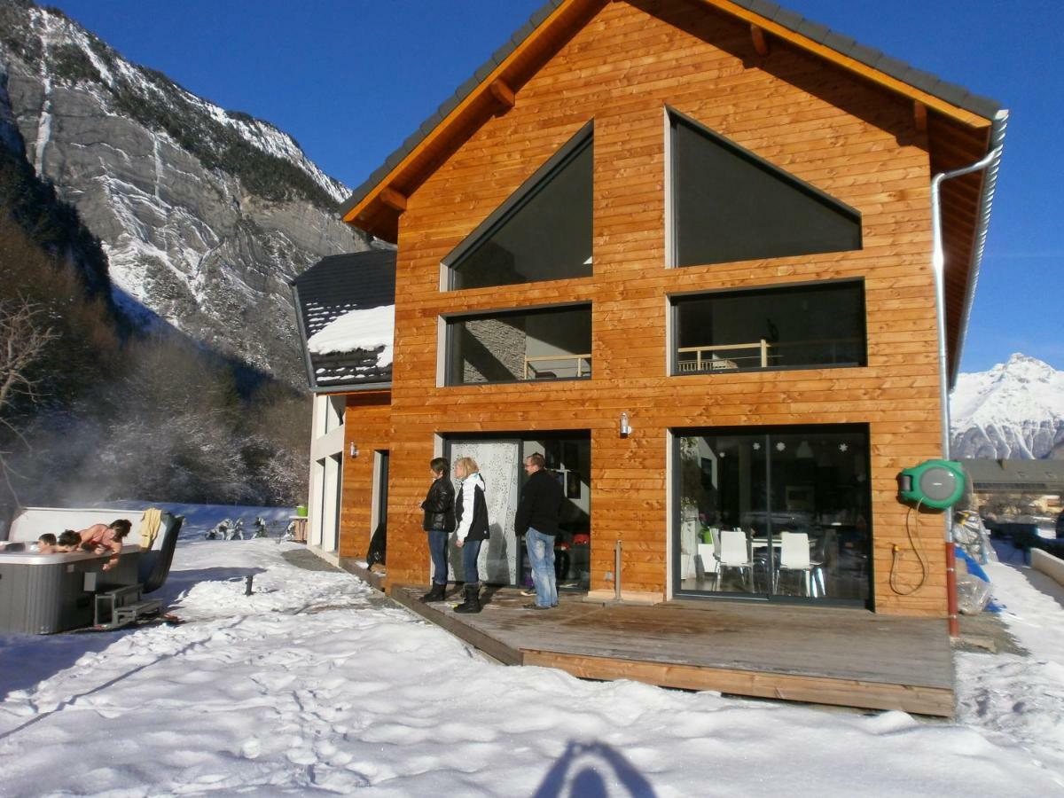 #Lemasdoisans Au Pied De L'Alpe D'Huez Via Bourg D'Oisans L'Etoile Des Glaciers Ле-Бур-д'Уазан Екстер'єр фото